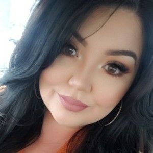 Meet your Posher, Marissa